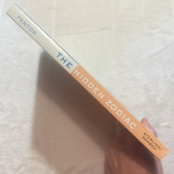 Astrology. The Hidden Zodiac book by Sasha Fenton - Picture 4 of 11